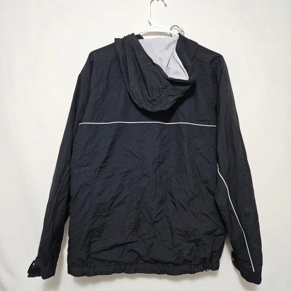 Columbia Sportswear Company please look